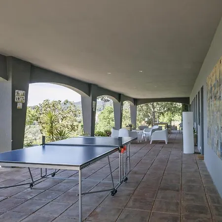Stylish In Vila Cabrils
