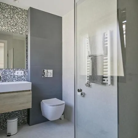 Stylish In Villa Cabrils